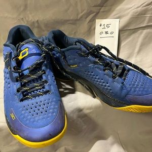 steph curry men's basketball shoes